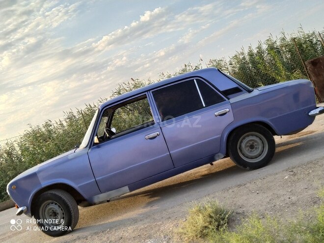 LADA (VAZ) 21011 1983, 500,000 km - 1.6 л - Salyan