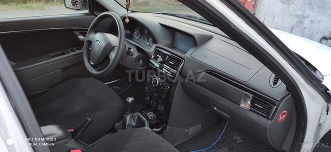 LADA (VAZ) Priora 2014, 121,000 km - 1.6 l - Şəki
