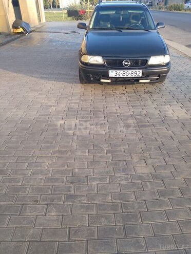 Opel Astra 1995, 354,000 km - 1.8 l - Bakı