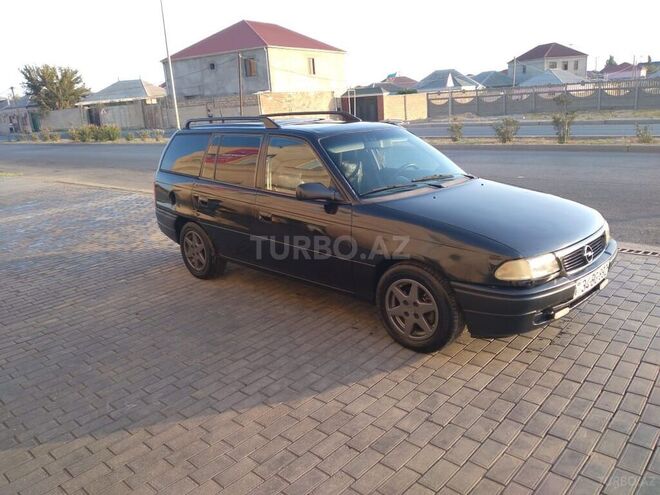 Opel Astra 1995, 354,000 km - 1.8 l - Bakı