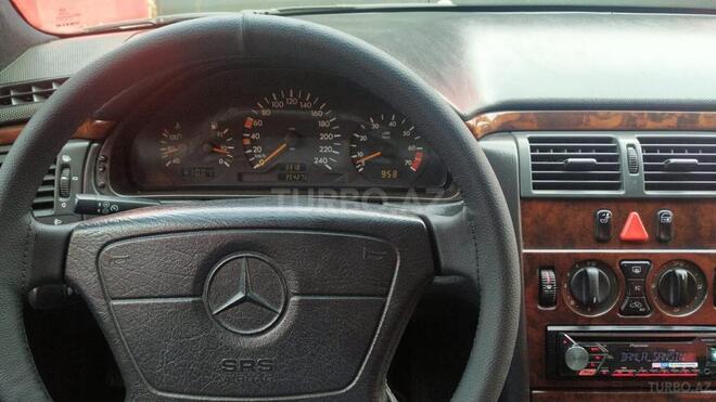 Mercedes E 230 1997, 354,000 km - 2.3 л - Bakı