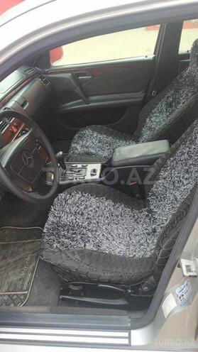 Mercedes E 230 1997, 354,000 km - 2.3 л - Bakı