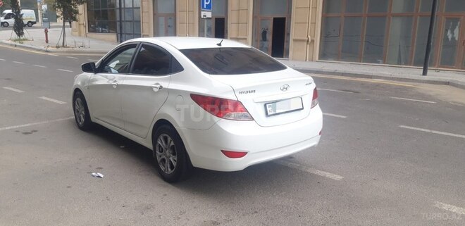 Hyundai Accent 2011, 212,000 km - 1.4 л - Bakı