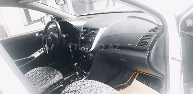 Hyundai Accent 2011, 212,000 km - 1.4 л - Bakı