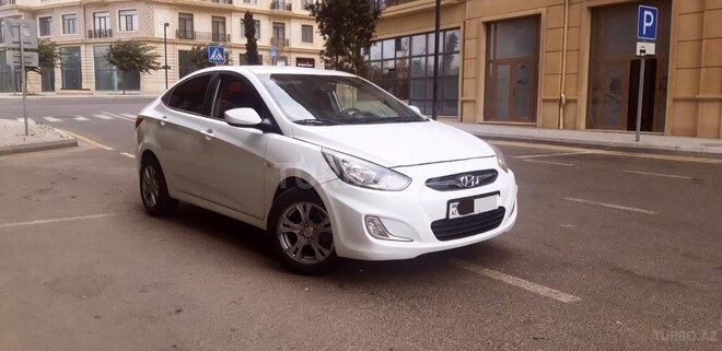 Hyundai Accent 2011, 212,000 km - 1.4 л - Bakı
