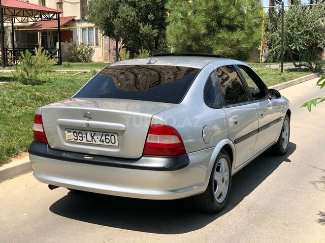 Opel Vectra 1995, 222,000 km - 2.0 l - Bakı