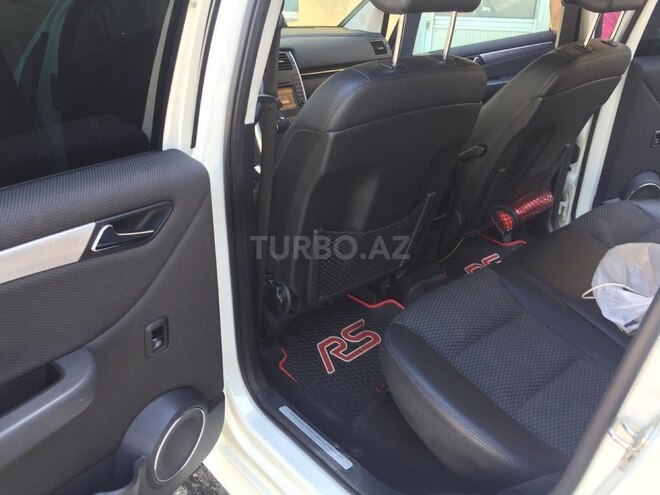 Mercedes B 180 2010, 97,610 km - 1.7 l - Bakı