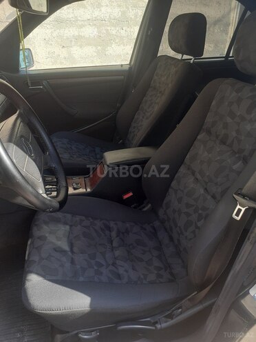 Mercedes C 220 2000, 198,265 km - 2.2 l - Bakı