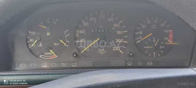 Mercedes E 230 1990, 374,013 km - 2.3 l - Bakı
