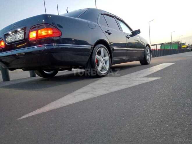 Mercedes E 240 1998, 223,700 km - 2.4 l - Bakı
