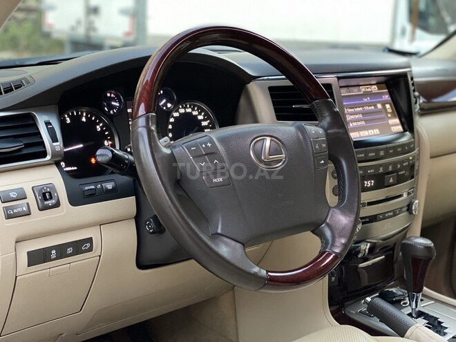 Lexus LX 570 2013, 137,000 km - 5.7 l - Bakı