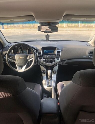 Chevrolet Cruze 2013, 240,140 km - 1.4 л - Yevlax