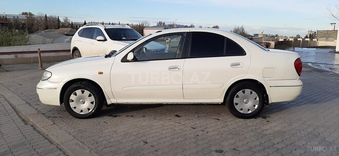 Nissan Sunny 2006, 300,000 km - 1.3 л - Gəncə
