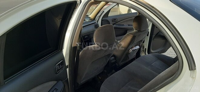 Nissan Sunny 2006, 300,000 km - 1.3 л - Gəncə