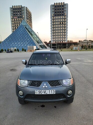 Mitsubishi L200 2008, 225,000 km - 2.5 l - Bakı