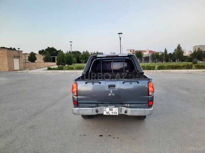Mitsubishi L200 2008, 225,000 km - 2.5 l - Bakı