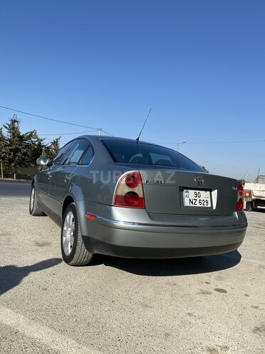 Volkswagen Passat 2004, 298,000 km - 2.0 l - Bakı