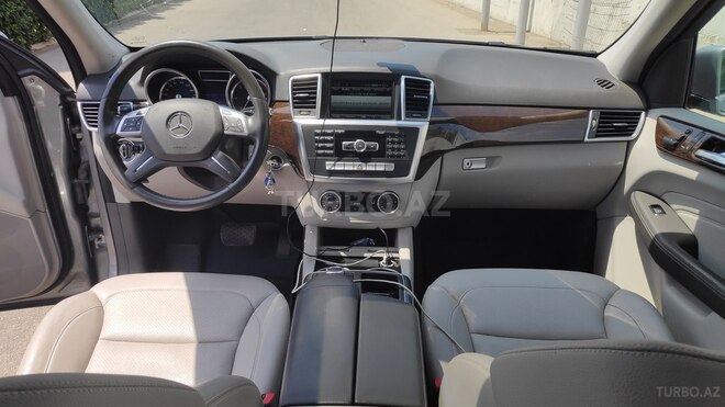 Mercedes  2015, 84,000 km - 2.1 л - Bakı
