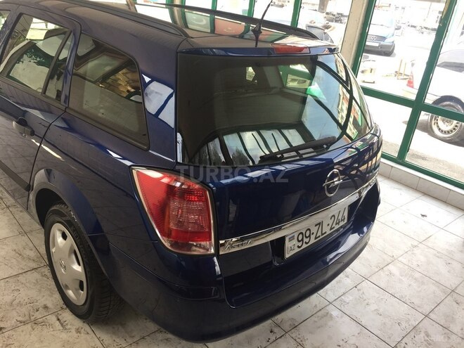 Opel Astra 2009, 129,000 km - 1.4 l - Bakı