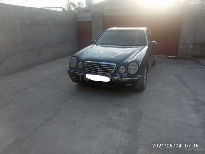 Mercedes E 220 2000, 358,988 km - 2.2 l - Beyləqan