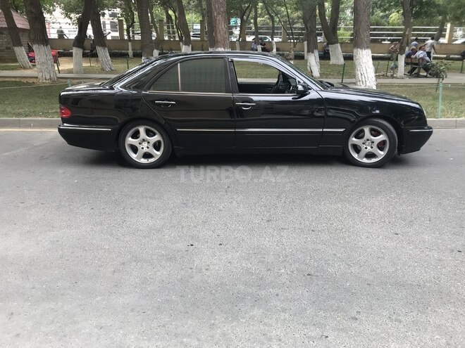 Mercedes E 240 2000, 278,737 km - 2.6 l - Bakı