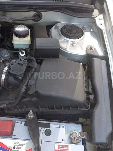 Toyota Corolla 2005, 133,000 km - 1.4 l - Bakı