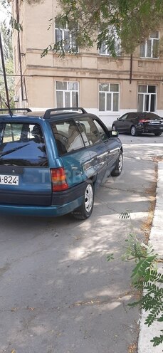 Opel Antara 1995, 352,000 km - 1.6 л - Sumqayıt