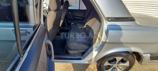 GAZ 3110 2004, 240,000 km - 2.4 l - Şirvan