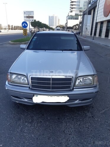 Mercedes C 200 2000, 295,000 km - 2.0 l - Bakı