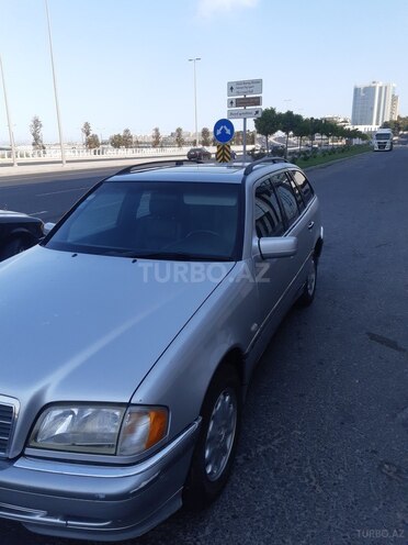 Mercedes C 200 2000, 295,000 km - 2.0 l - Bakı