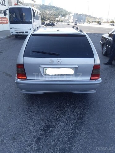 Mercedes C 200 2000, 295,000 km - 2.0 l - Bakı