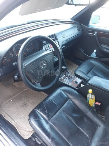 Mercedes C 200 2000, 295,000 km - 2.0 l - Bakı