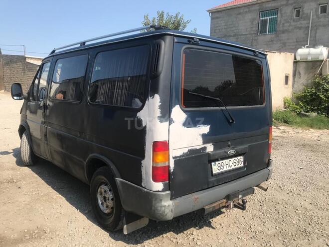 Ford Transit 1999, 300,000 km - 2.5 l - Bakı