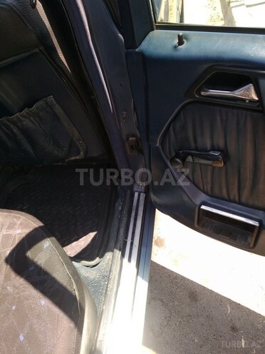 Mercedes E 300 1993, 320,000 km - 3.0 l - Bakı