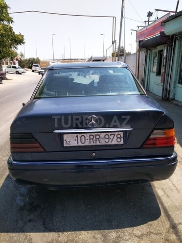 Mercedes E 300 1993, 320,000 km - 3.0 l - Bakı