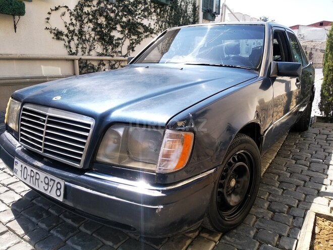 Mercedes E 300 1993, 320,000 km - 3.0 l - Bakı