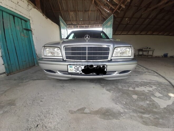 Mercedes C 240 1998, 111,700 km - 2.4 l - Bakı