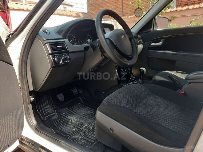 LADA (VAZ) Priora 2015, 120,000 km - 1.8 l - Zaqatala