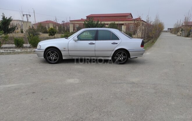 Mercedes C 220 1999, 410,000 km - 2.2 l - Şirvan