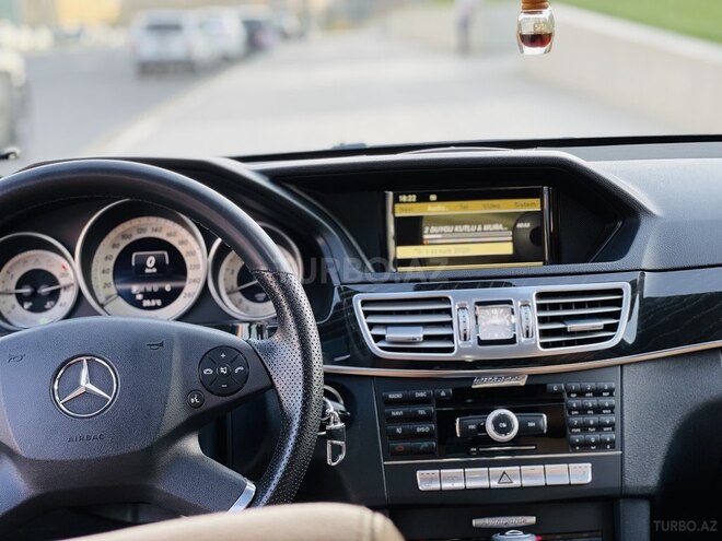 Mercedes E 250 2010, 193,000 km - 1.8 l - Bakı