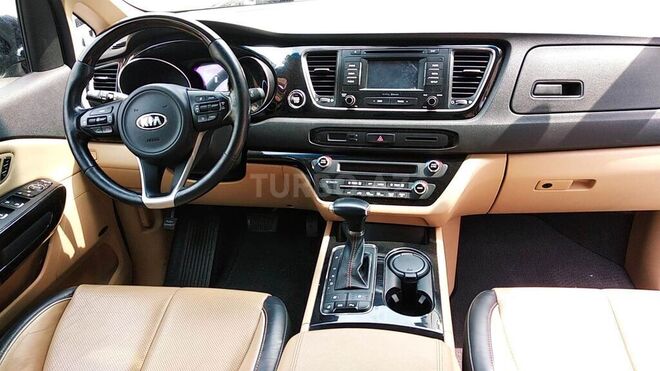 Kia Carnival 2017, 107,800 km - 2.2 l - Bakı