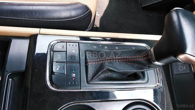 Kia Carnival 2017, 107,800 km - 2.2 l - Bakı