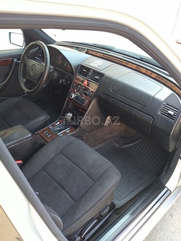 Mercedes C 180 1997, 350,000 km - 1.8 l - Göygöl