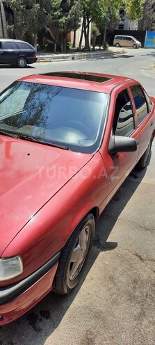 Opel Vectra 1995, 300,000 km - 1.8 l - Zaqatala