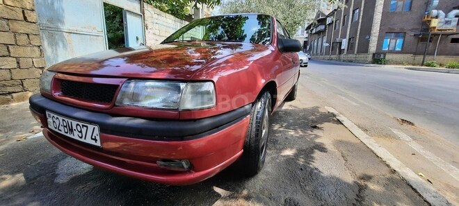 Opel Vectra 1995, 300,000 km - 1.8 l - Zaqatala