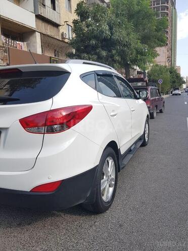 Hyundai ix35 2013, 240,000 km - 2.0 l - Bakı