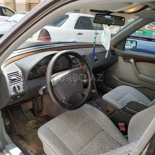 Mercedes C 180 1994, 215,000 km - 1.8 л - Lənkəran