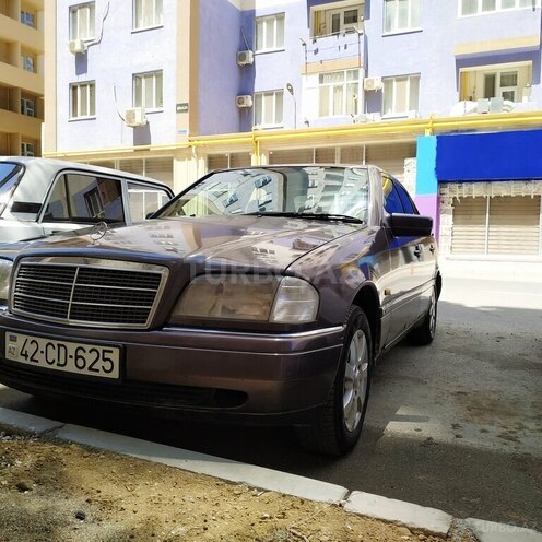 Mercedes C 180 1994, 215,000 km - 1.8 л - Lənkəran