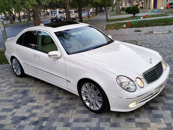 Mercedes E 240 2003, 278,000 km - 2.6 l - Bakı