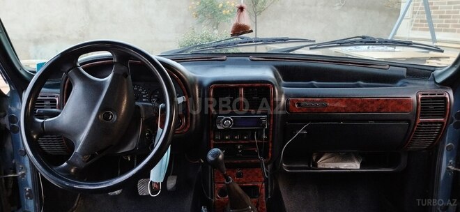 GAZ 31105 2005, 320,000 km - 2.3 l - Bakı